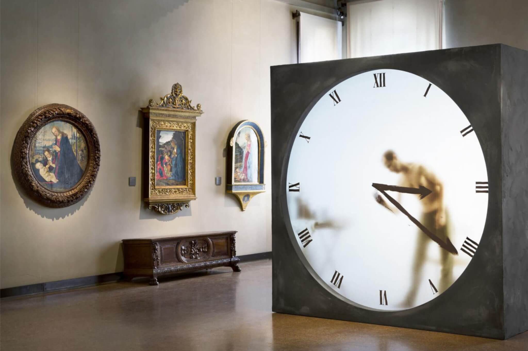 cropped-Maarten-Baas-Man-in-the-Clock.jpg