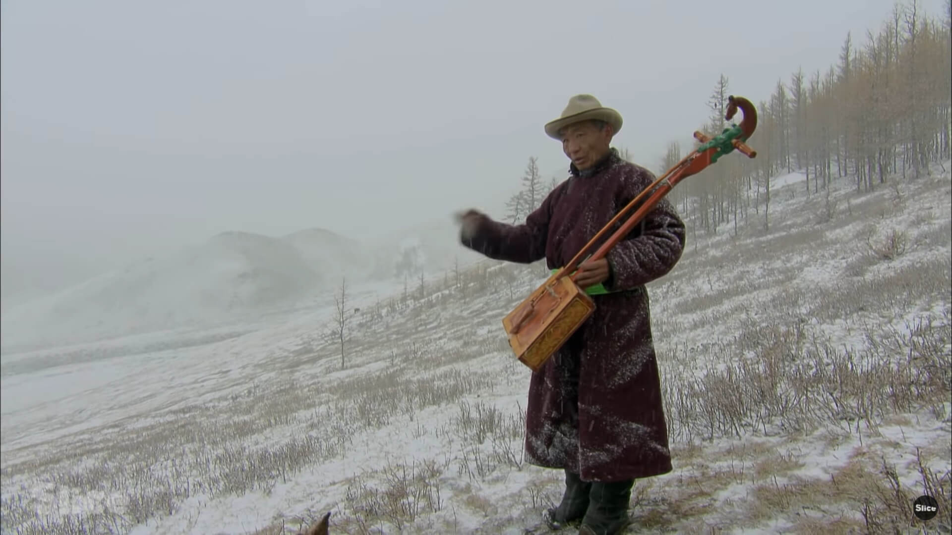 Mongolian Horsemen Fiddle